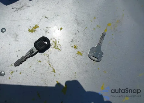 2001 Buick Regal Ls z USA, uszkodzony, nr VIN 2G4WB55K811216627